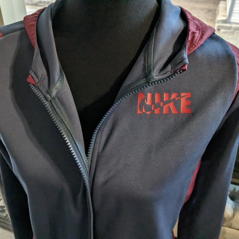 Nike Big Boys' Tracksuit Jacket XL, Thunder Blue, Dark Beetroot, Pomegranate